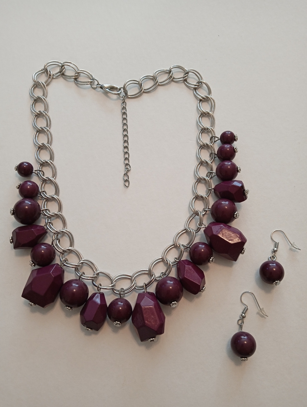 #1186.  Silver Toned, Dark Purple Acrylic Necklace & Earring Set.